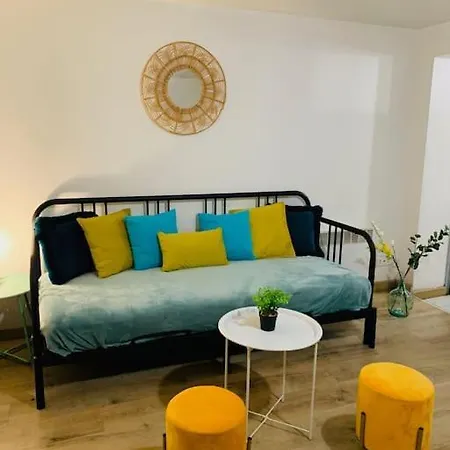 Apartment Cocooning Modern Design