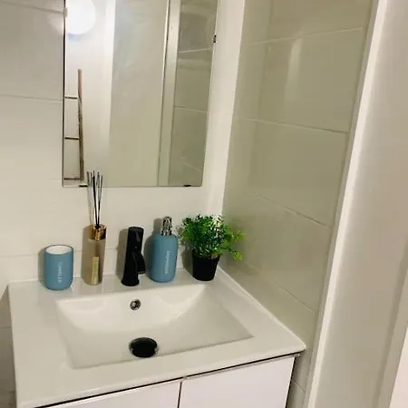 Cocooning Modern Design Apartment Avesnes-sur-Helpe