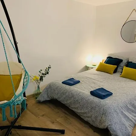 Apartment Cocooning Modern Design
