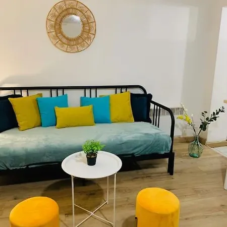 Apartment Cocooning Modern Design