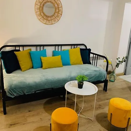 Apartment Cocooning Modern Design *