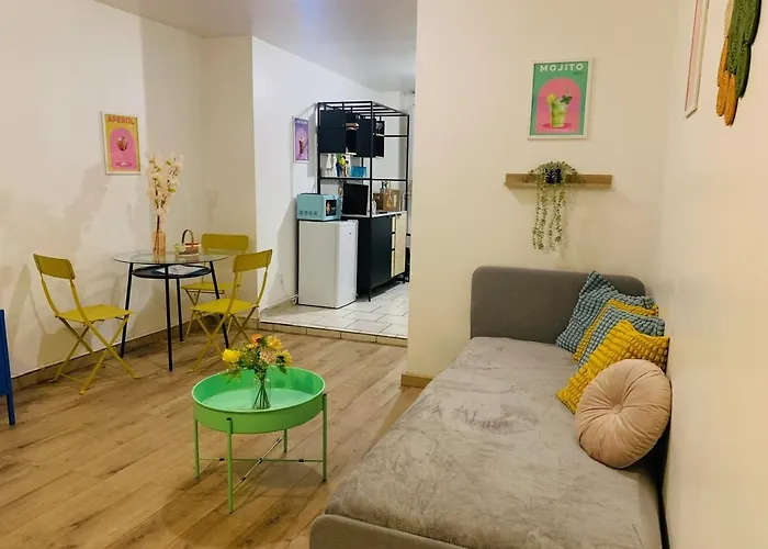 Cocooning Modern Design Avesnes-sur-Helpe